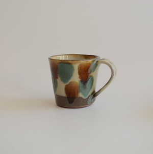 【やちむん 勝窯】点打ち 飴緑 マグカップ