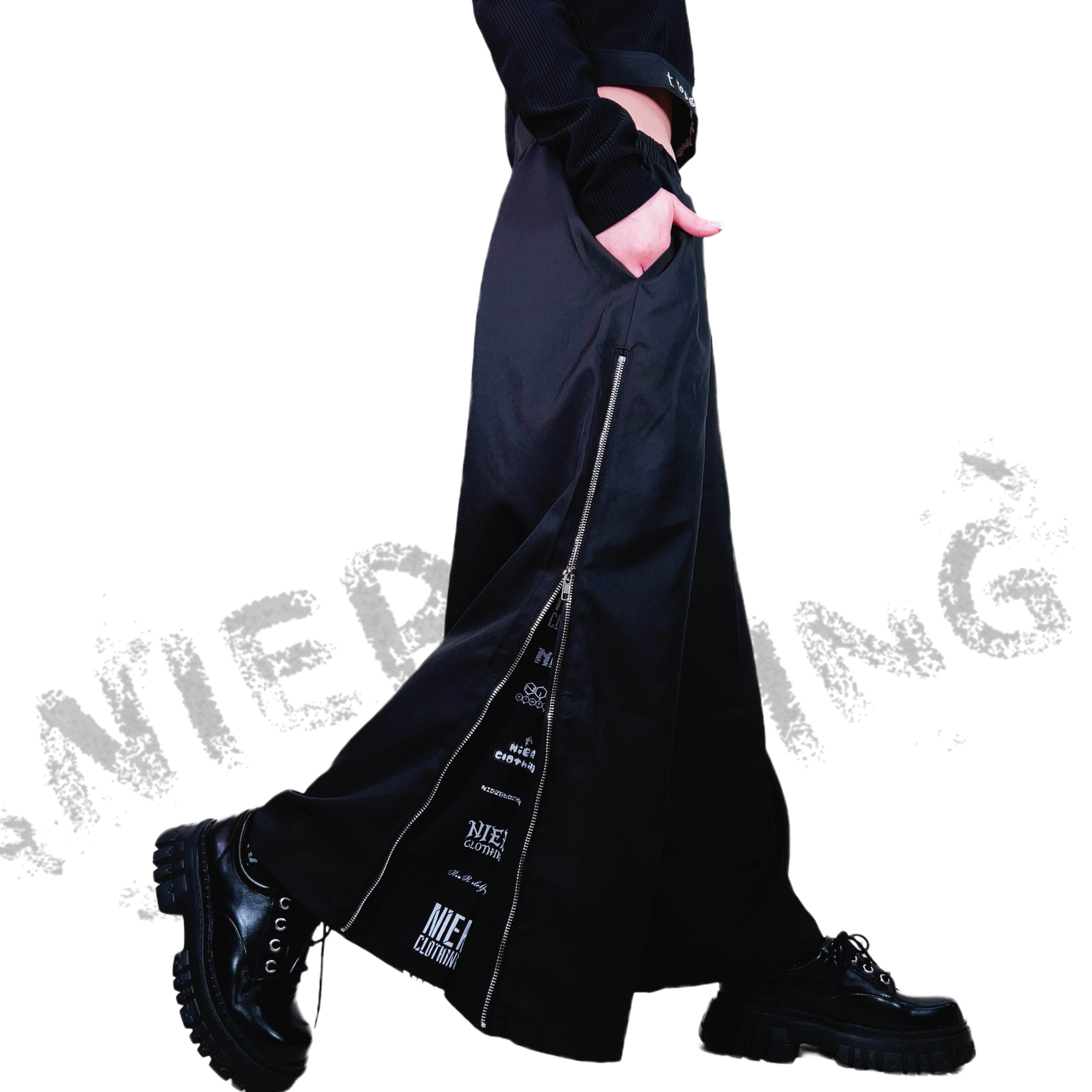 NieR  2WAY ZIP WIDE PANTS【蝶柄】