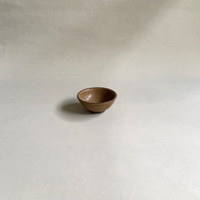 叶谷真一郎   3寸鉢   黄土