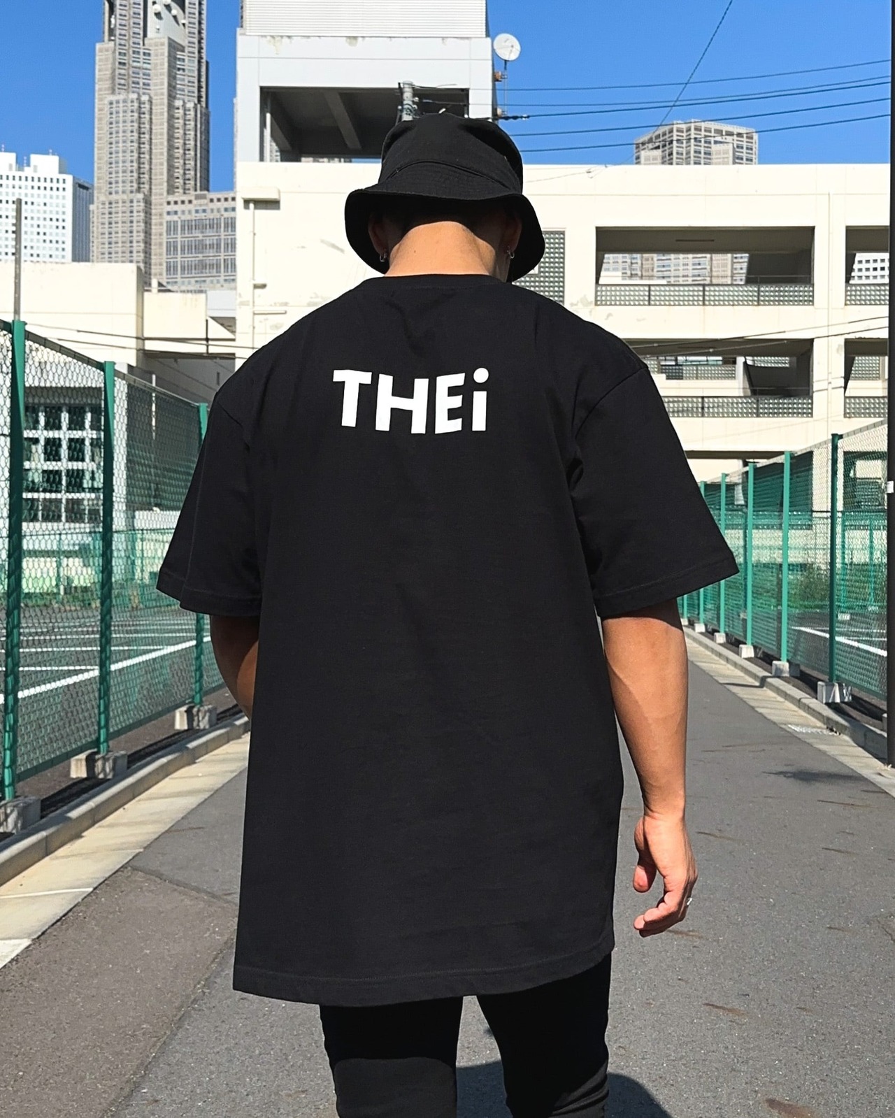 BASIC BACK PRINT T-SHIRT - BLACK
