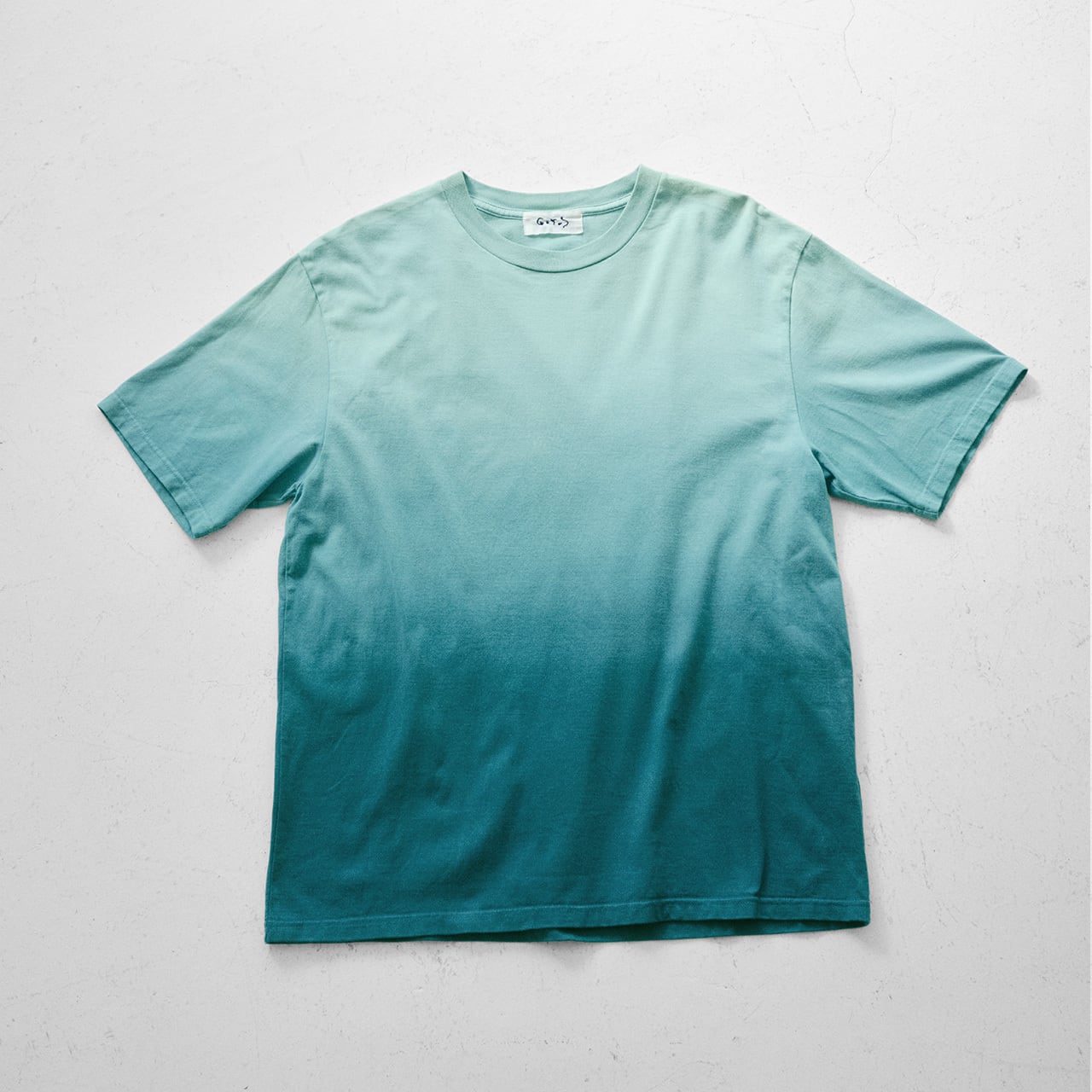 Water surface T-shirts【錆納戸】