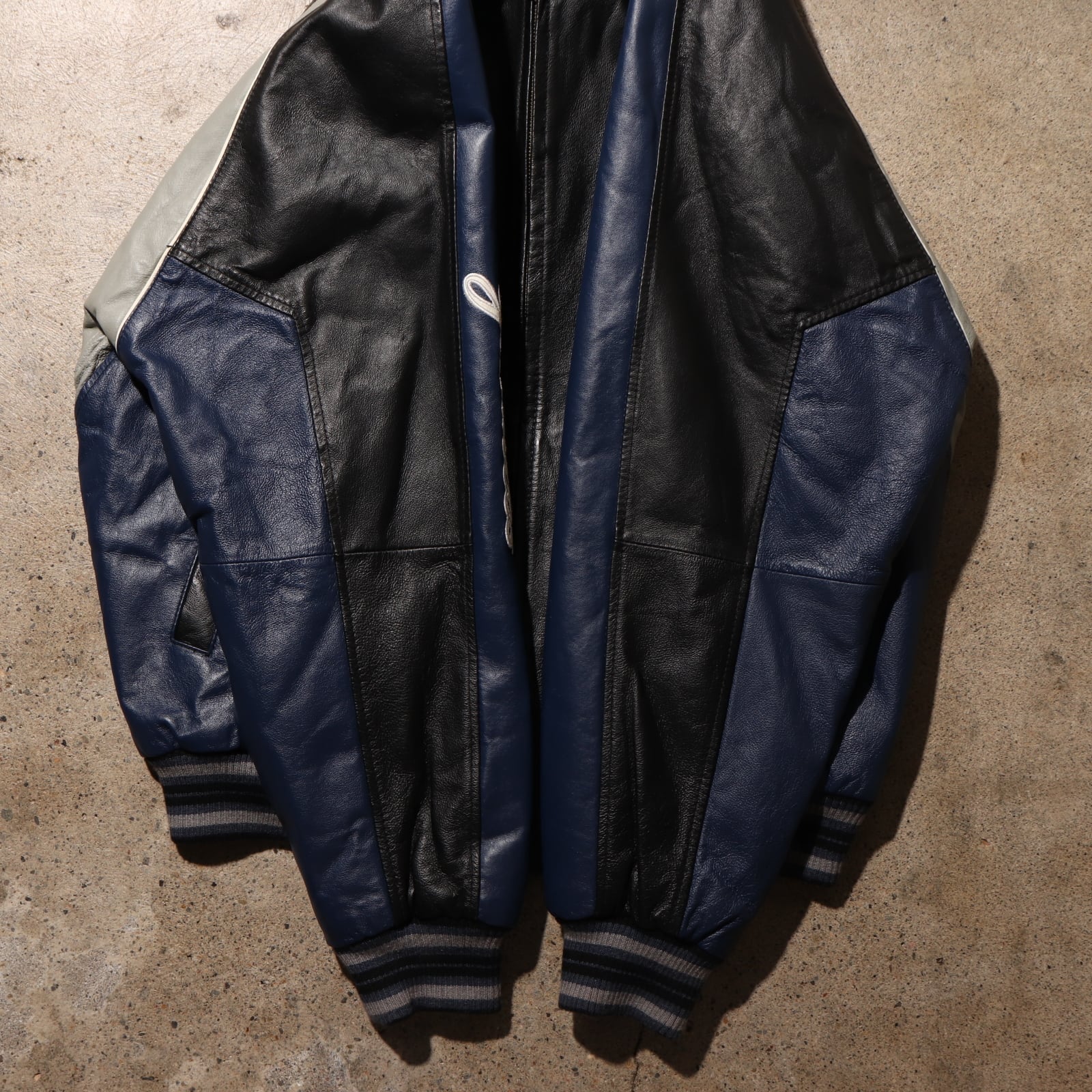 美品 L Yankees 刺繍 レザージャケット ヤンキース 本革 ブラック  