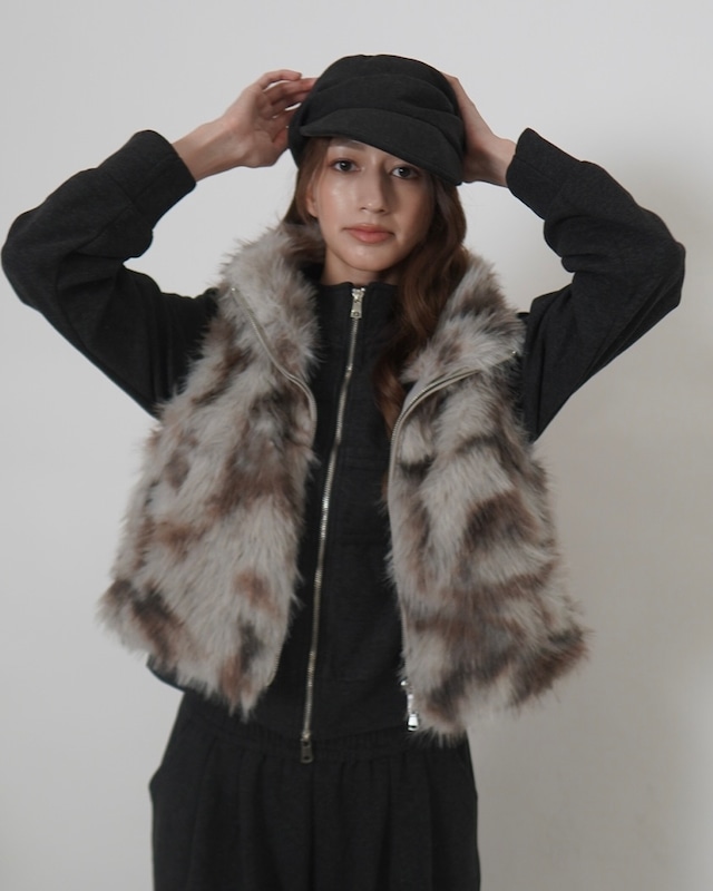 mix fur stand VT／ Gray× Darkbrown