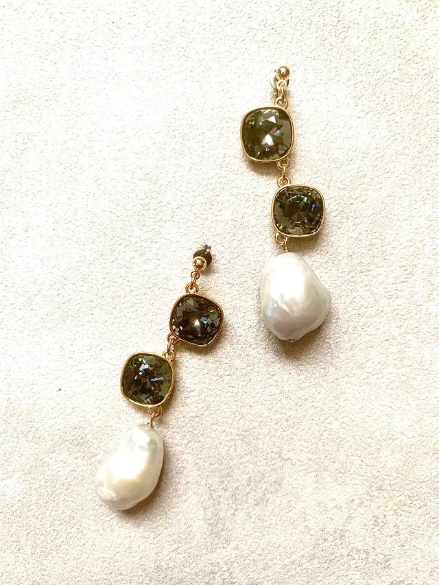 crystal grass pearly earrings
