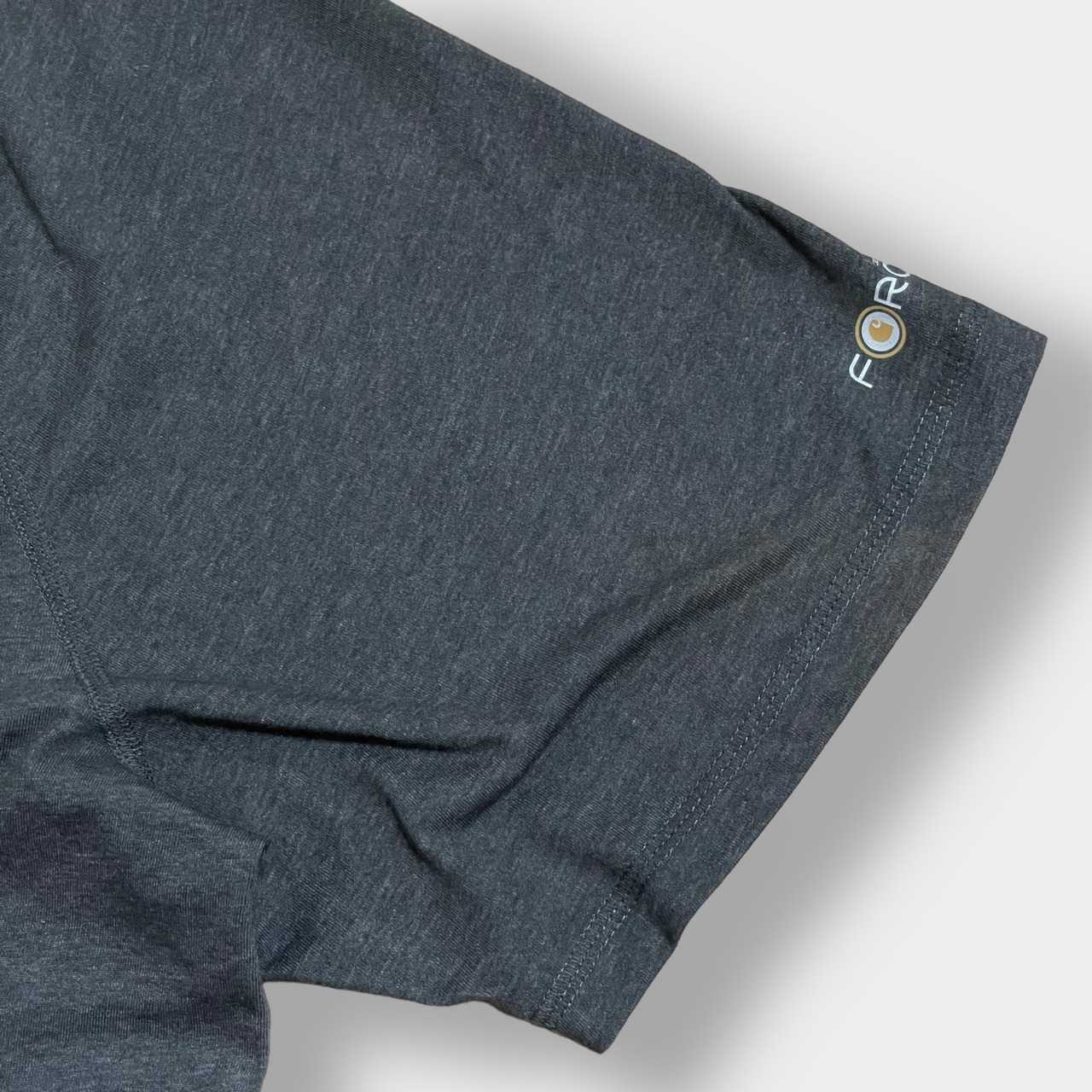 【Carhartt】2XL ビッグシルエット ワンポイント ポケットTシャツ ポケT カーハート FORCE ラグラン ダークグレー 半袖 夏物 US古着