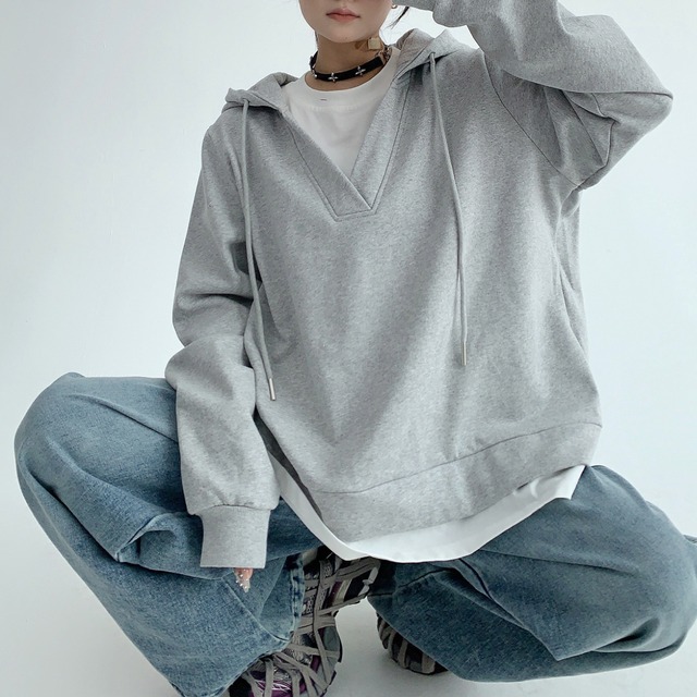 v-neck fake two-piece hoodie　Vネックフェイクツーピースフーディー　J0731