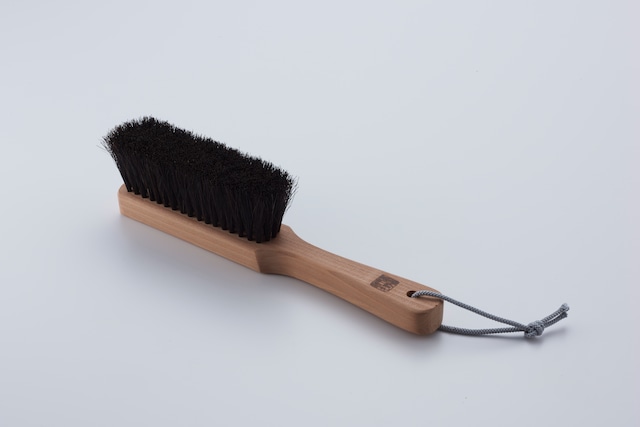 洋服ブラシ　ウール ハード　スリムハンドル型　／　Clothes Brush　Wool Hard　slim handle type