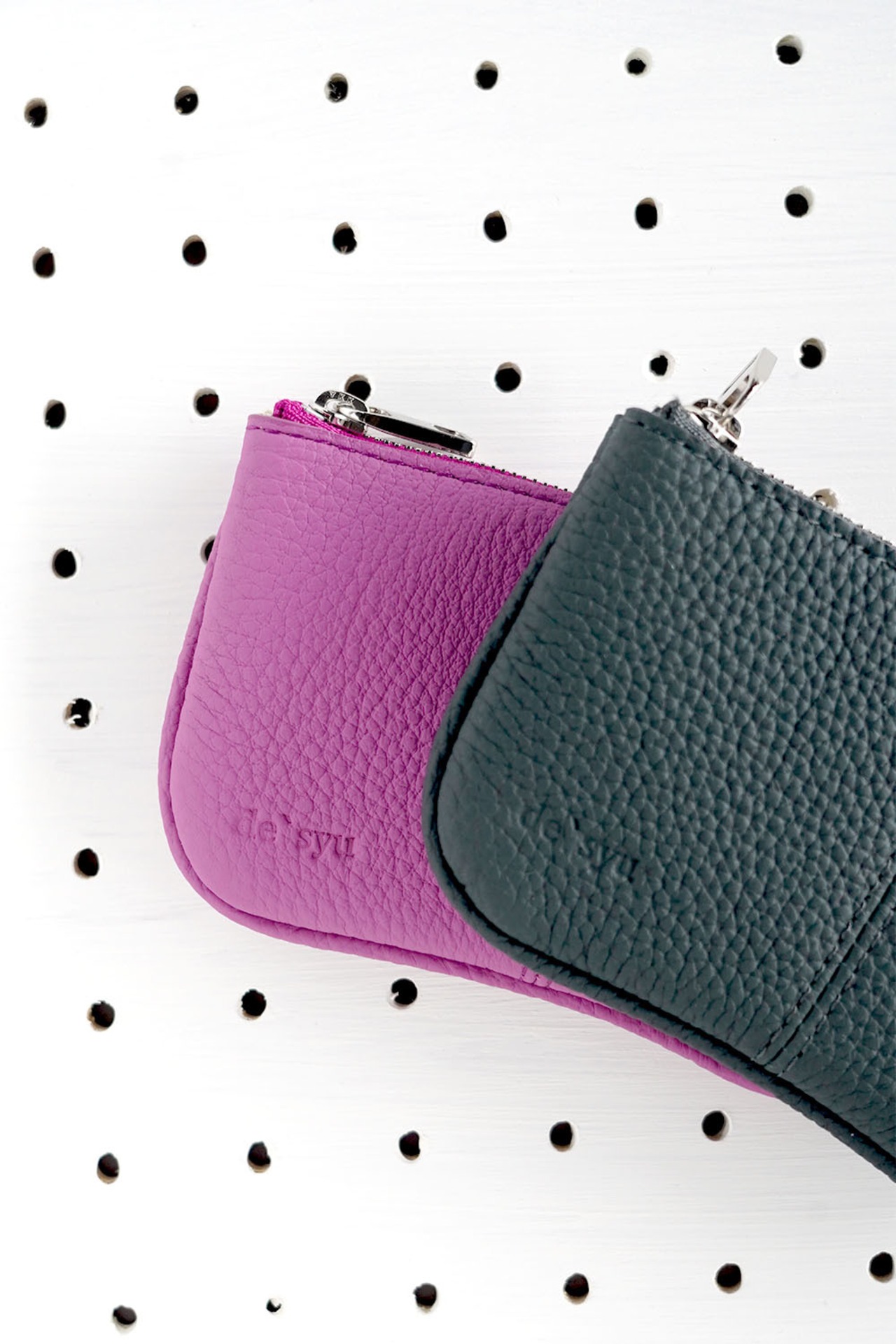 【本革】キーリング付き小物入れ|de’syu|ドイツシュランケンカーフ × コンパクト収納・画像7