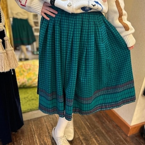 “PENDLETON” green plaid wool skirt