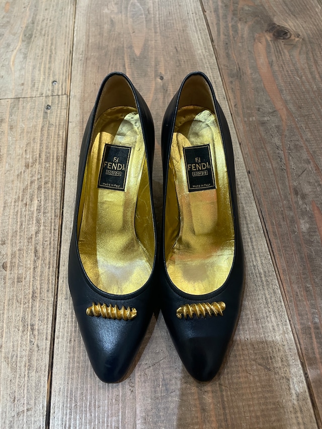 FENDI / vintage gold  design heel pumps.
