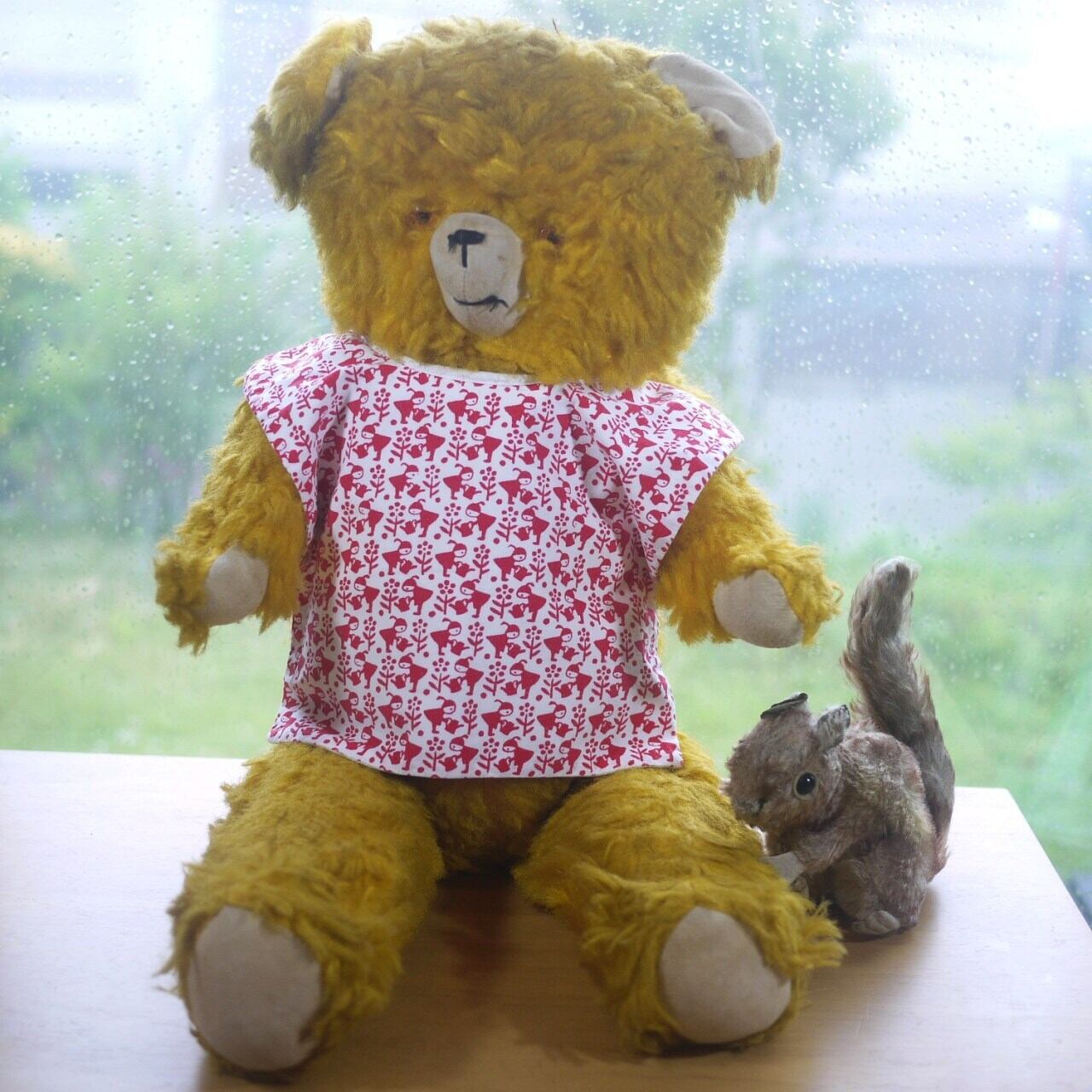 ベビースタイ ビブ 赤いこびと ドイツ