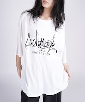 【直営限定ITEM】グラフィティプリントルーズTシャツ (WHITE) CQ-47069H
