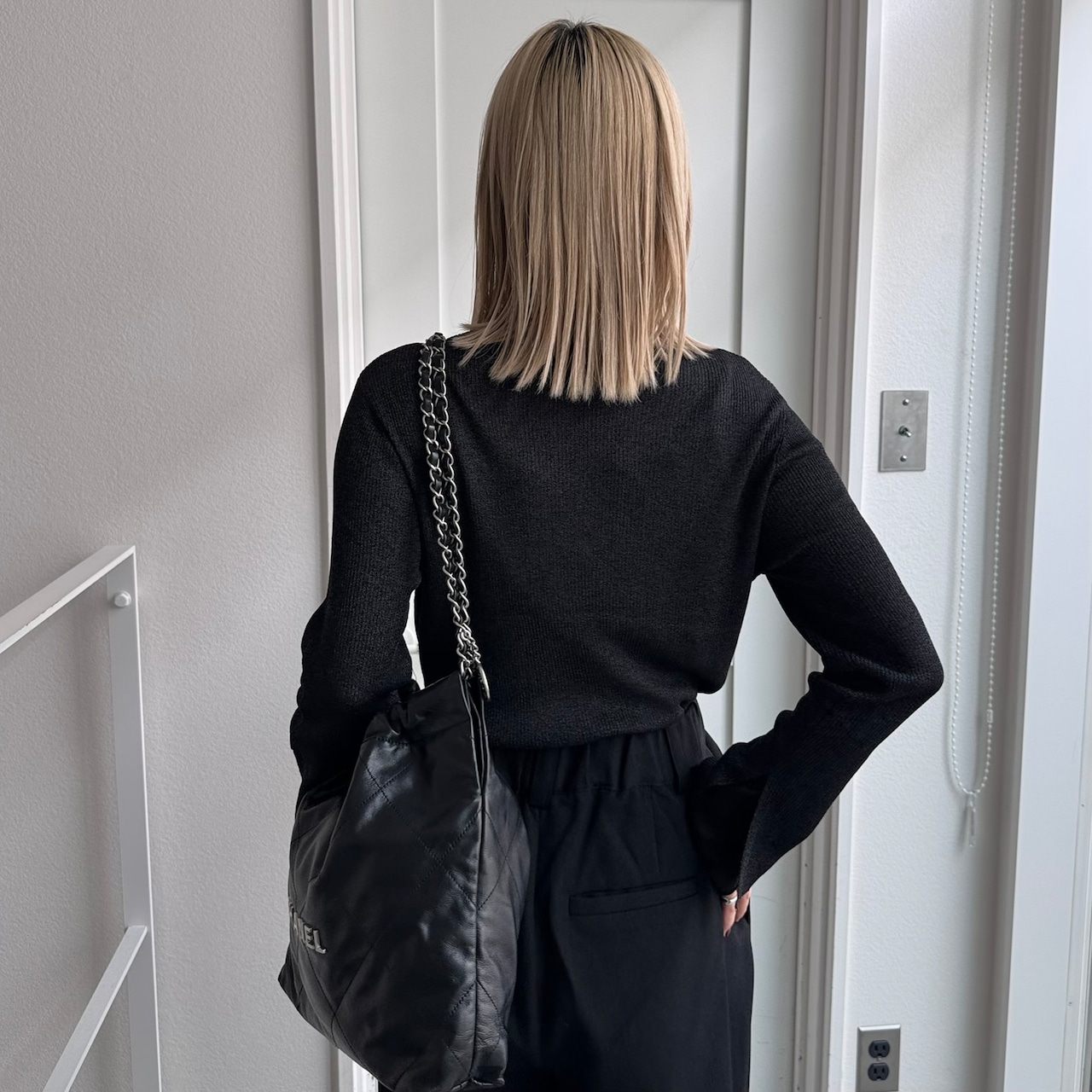 袖レイヤードラメリブタートルCS/ブラック