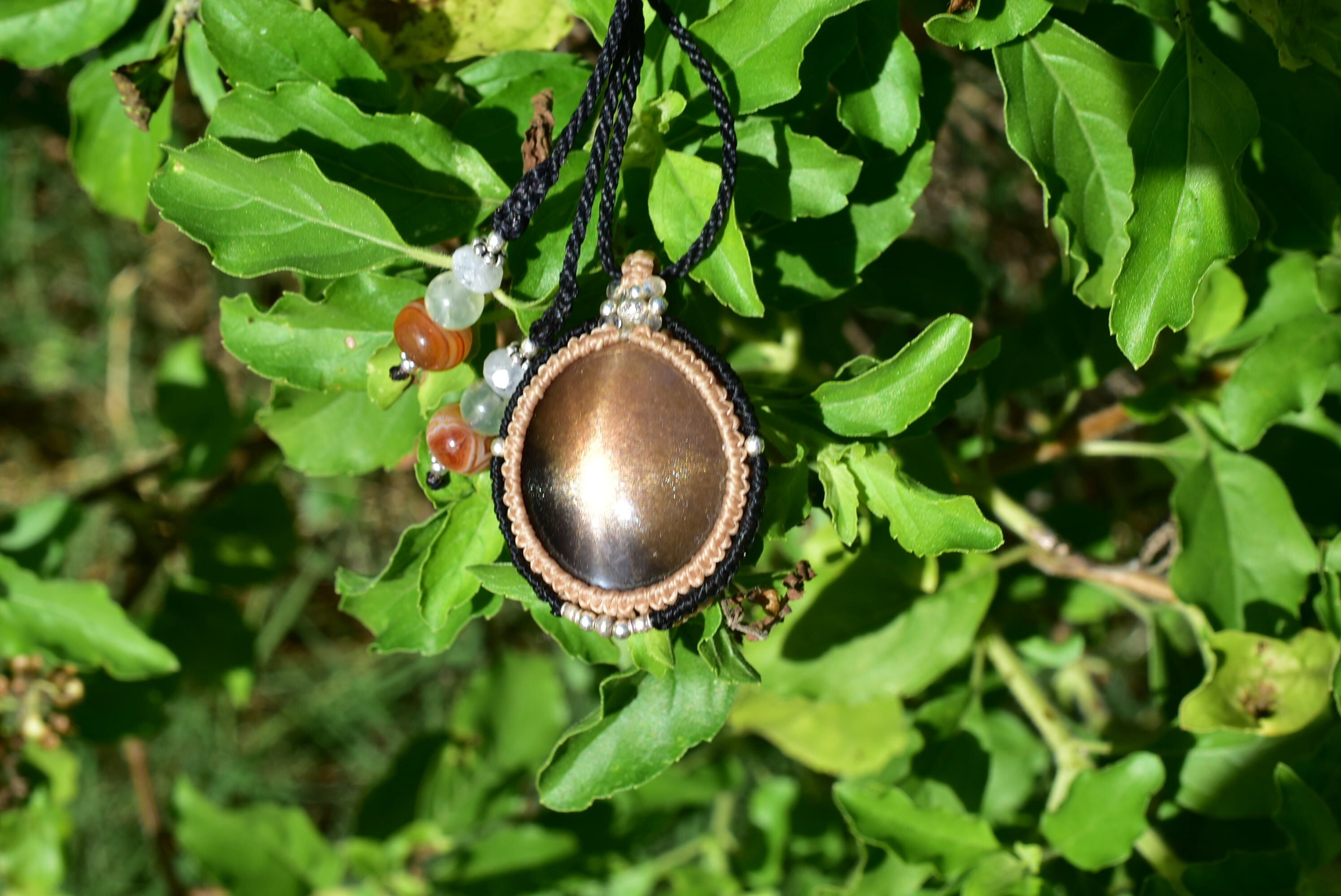 スター入り☆ゴールドサンストーン マクラメペンダントsun010