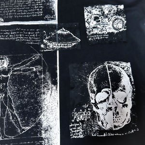 UNFINISHED ダヴィンチ図面Tシャツ24065