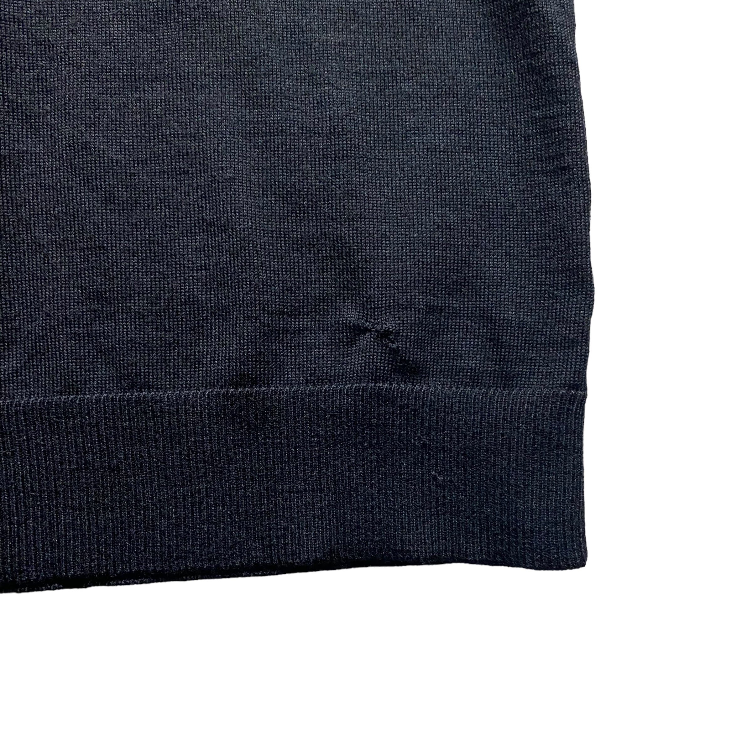 2005AW DIOR HOMME by Hedi Slimane V-neck broken sweater 2005AW DIOR HOMME by Hedi Slimane V-neck broken sweater