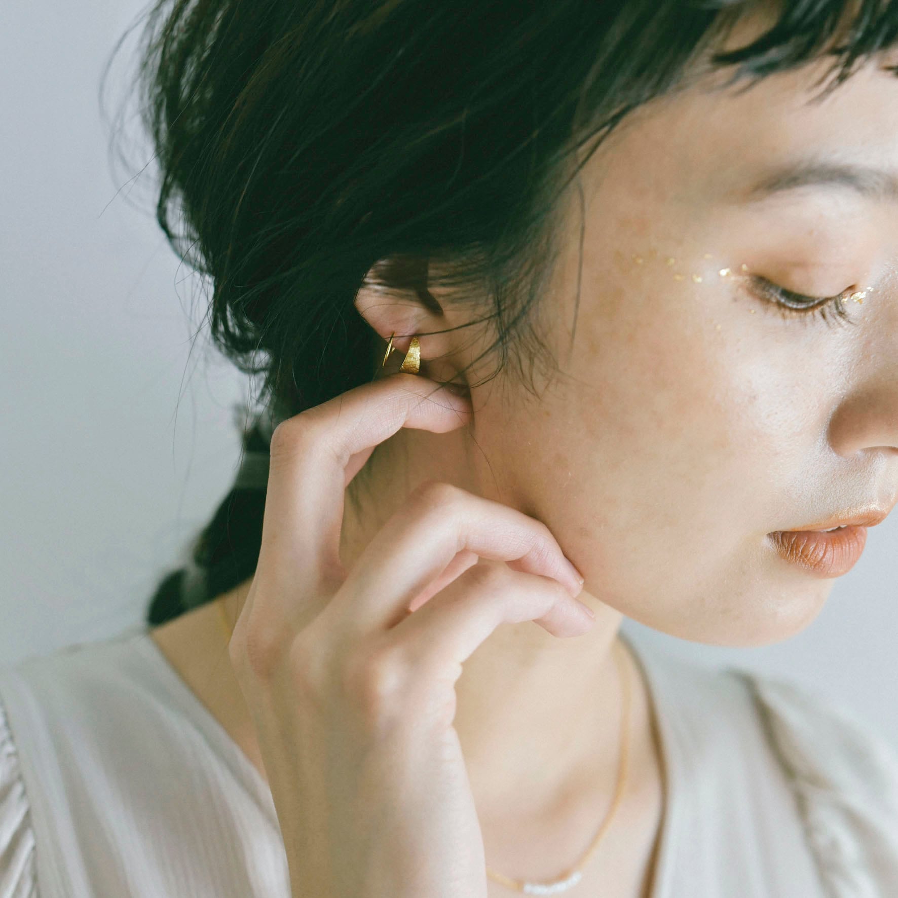 ダブル見えノッチピアス | temtem