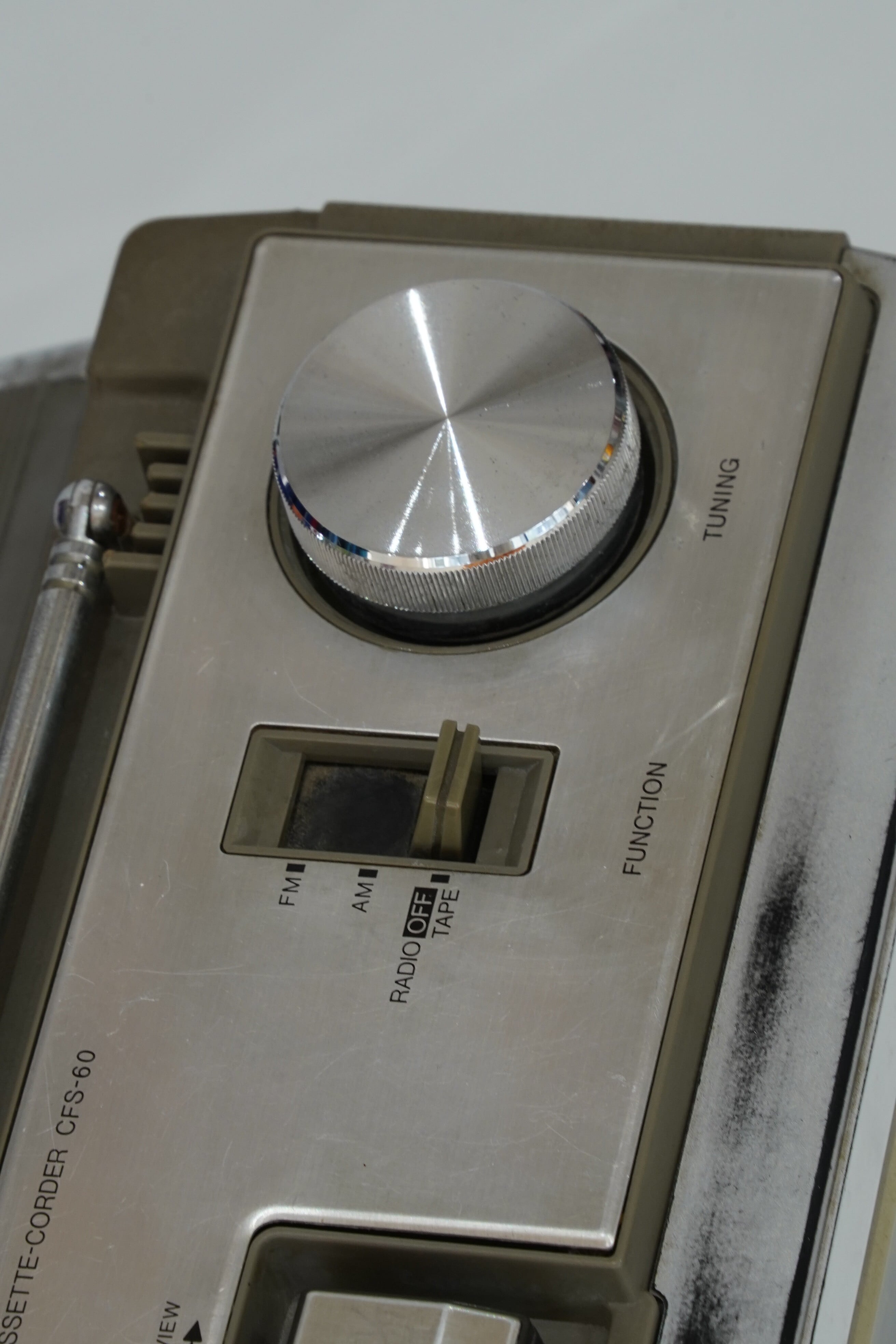 ジャンク】SONY CFS-60 ラジカセ FM/AM ステレオカセットコーダー 昭和
