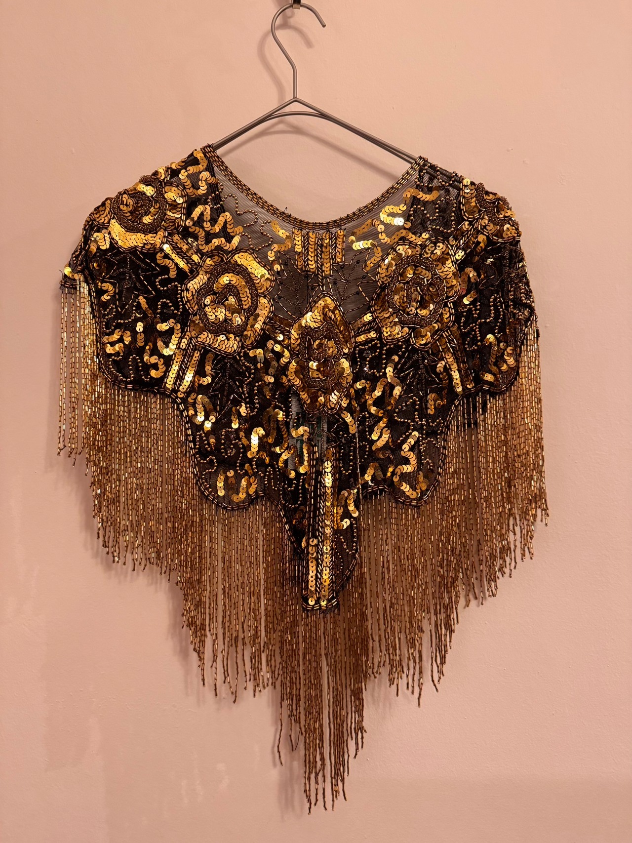 ヴィンテージ スパンコール＆ビーズ刺繍フリンジケープ