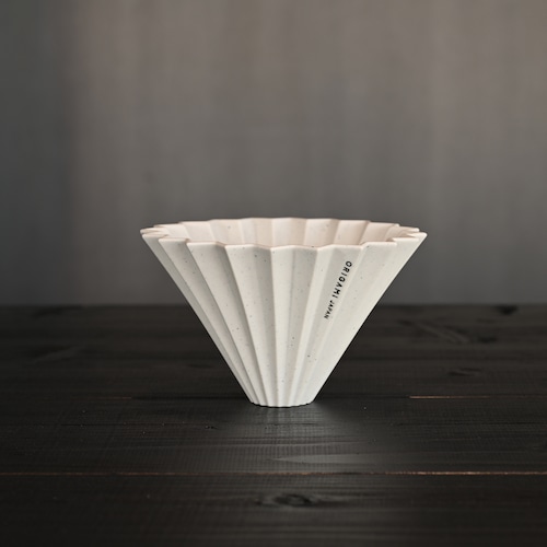 《リサイクル磁器のORIGAMI Dripper》 ReWork Dripper M | ORIGAMI