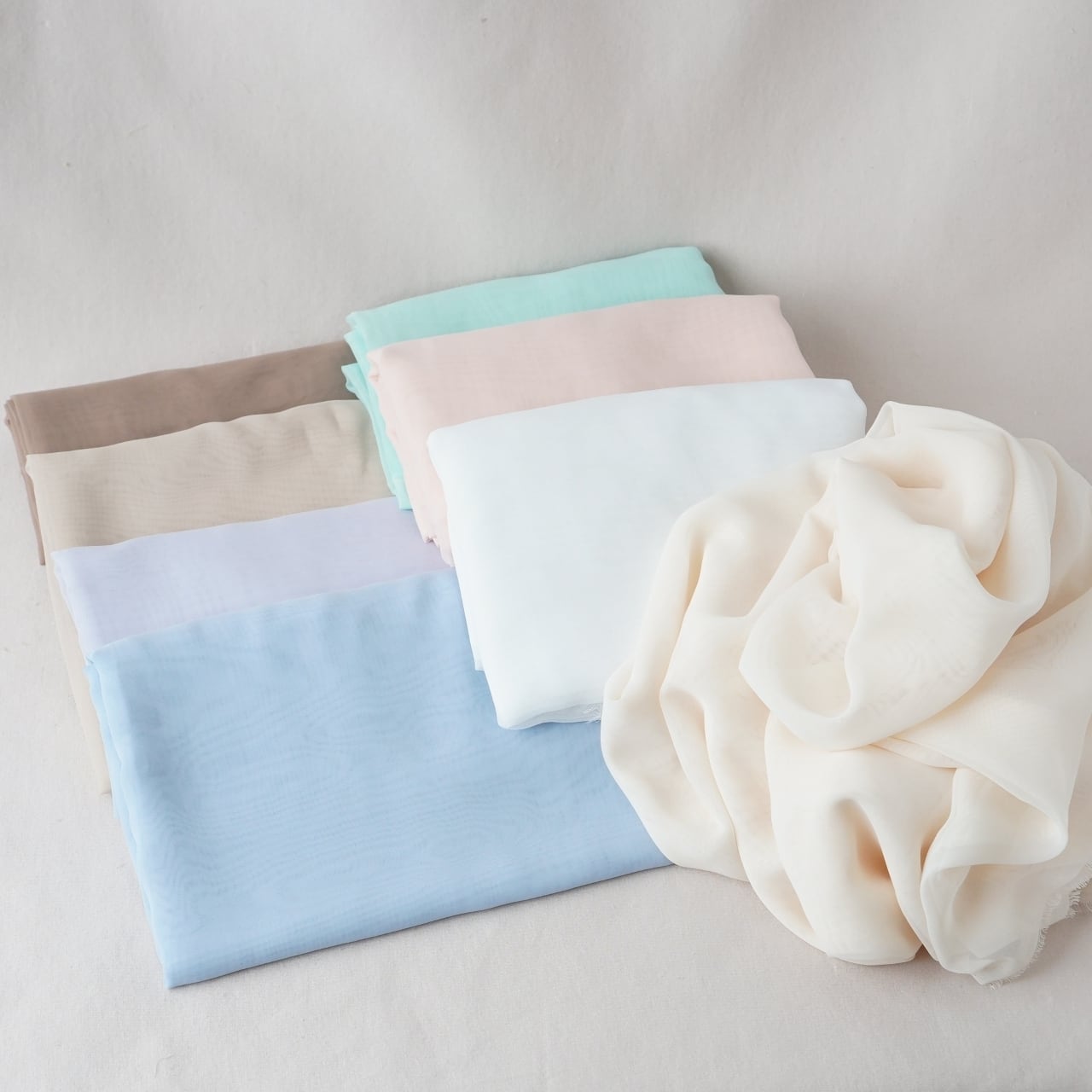 シフォン背景 ニューボーンフォト バックドロップ | Newborn Photo