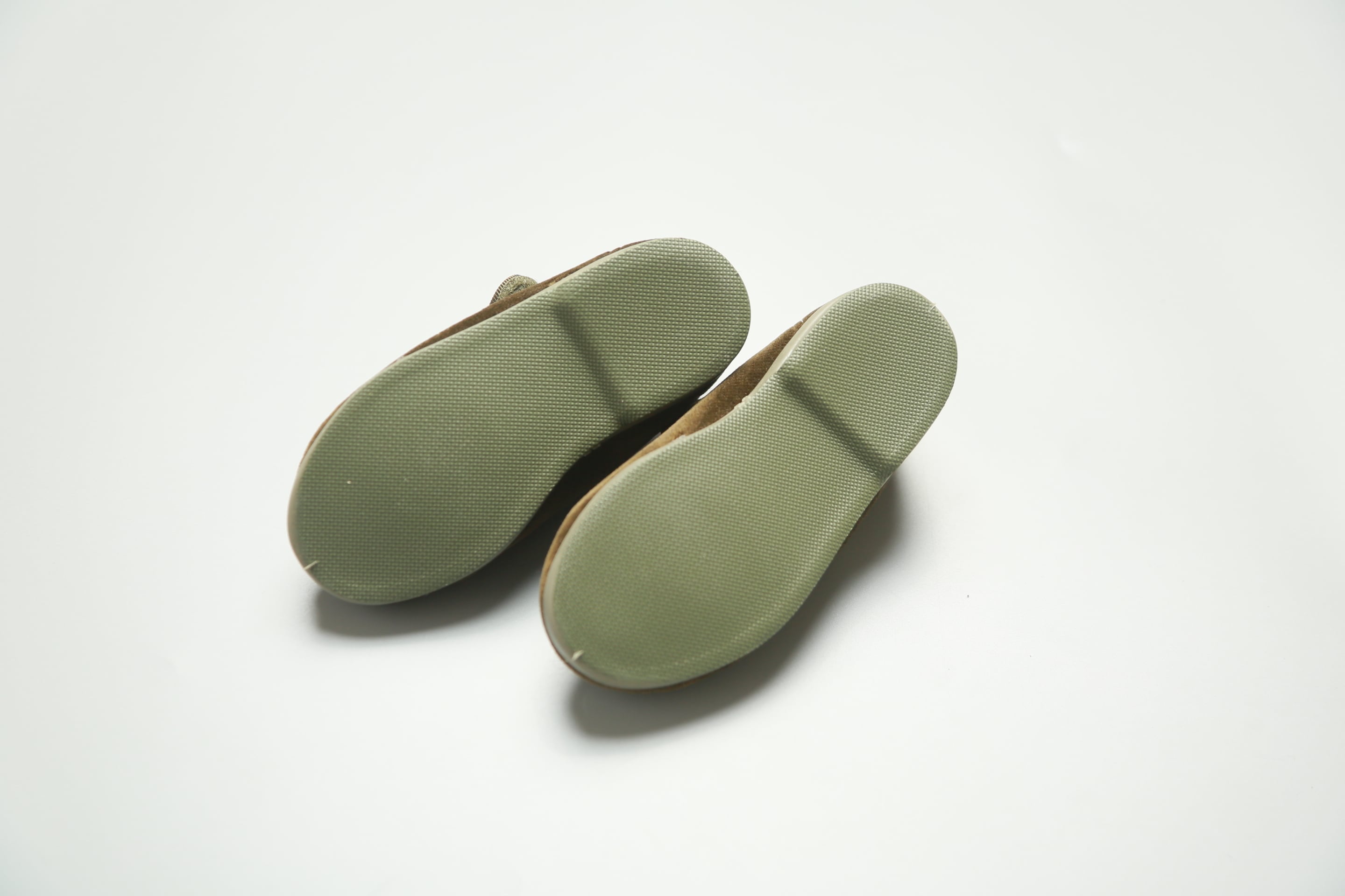 cienta(シエンタ)/ フォーマルストラップ / veloour Khaki(カーキ