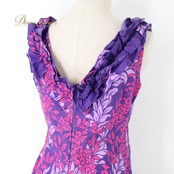 フラダンス 衣装 ワンピース ドレス パープル系 ハワイアンプリント アロハ フラ ダンス レッスン 練習 ノースリーブ フレアスカート フリル 華やか 鮮やか かわいい おしゃれ 上品 大人っぽい ピンク系 紫 ピンク 花柄 植物柄 フラダンス衣装 ハワイアン ドレス パーティー 夏祭り 大人用 レディース お出かけ 発表会 着心地 リゾートエレガント 刺繍 おしゃれ着 柄物 ビビッドカラー