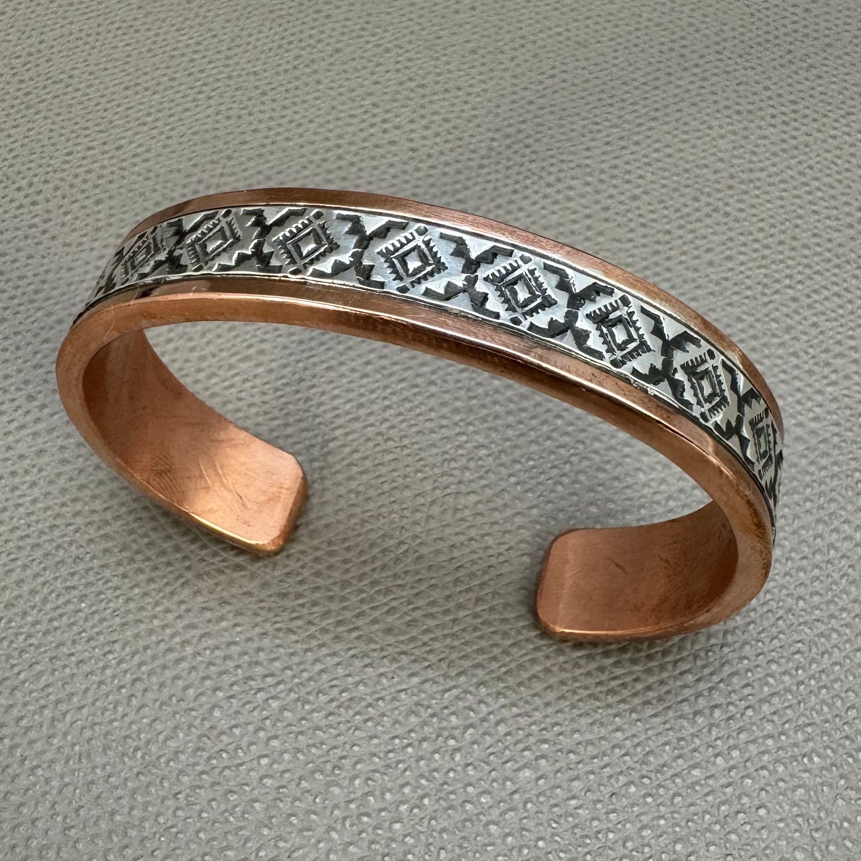 HOPI(ホピ)族 Adrian Sanchez作 イーグルオーバーレイバングル