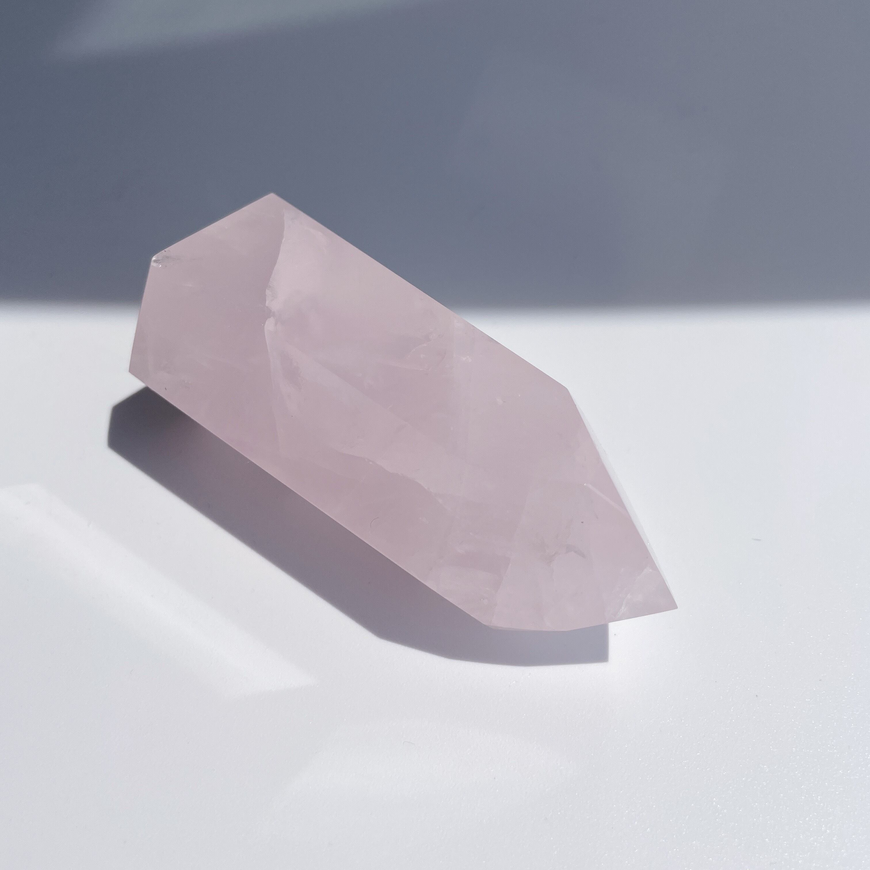 ローズクォーツタワー24◇ Rose Quartz Tower ◇天然石・鉱物