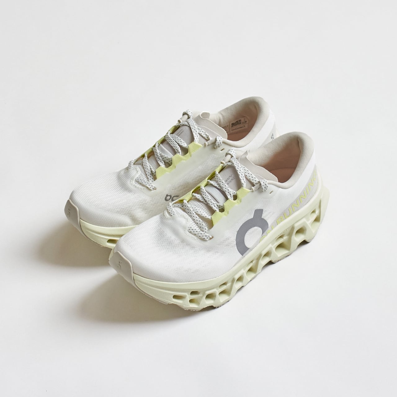 On(オン)W Cloudmonster 3 (WOMEN) -Ivory | Seedling ウィメンズロードランニングシューズ