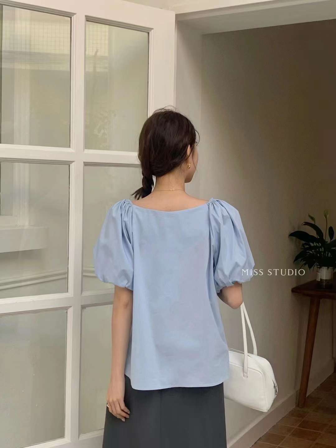 パフスリーブブラウス　AJ2155-2356