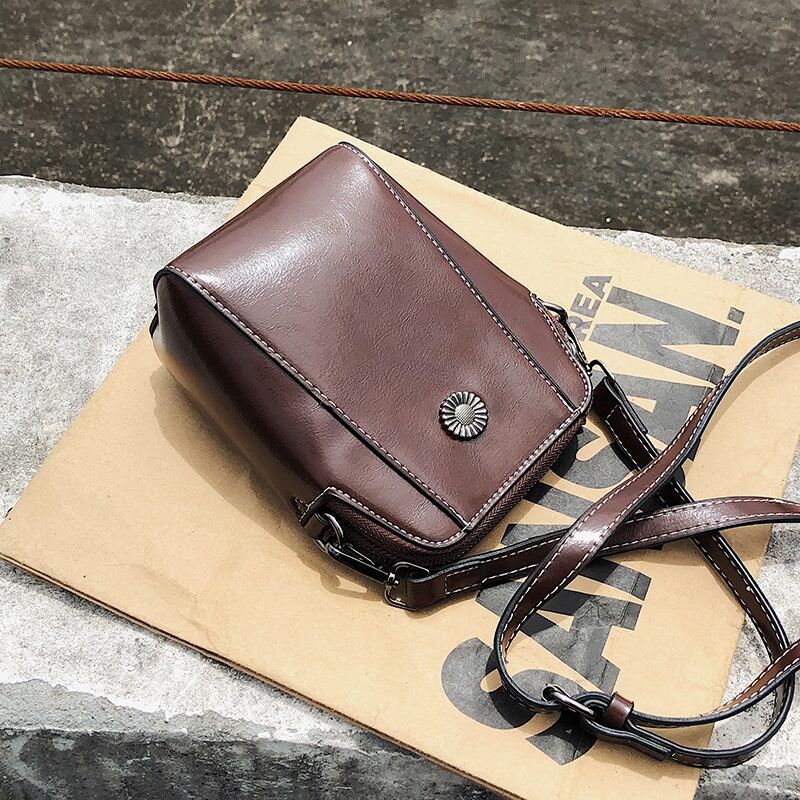 香港スタイルのレトロな小さなバッグの女性のバッグ2020新しい流行のファッションワイルドワンショルダーメッセンジャーバッグネットレッドeign携帯電話バッグ 手作りハンドバック65982226343