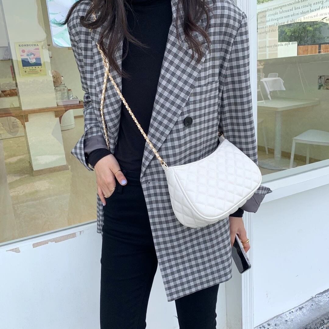 キルティングチェーンバッグ