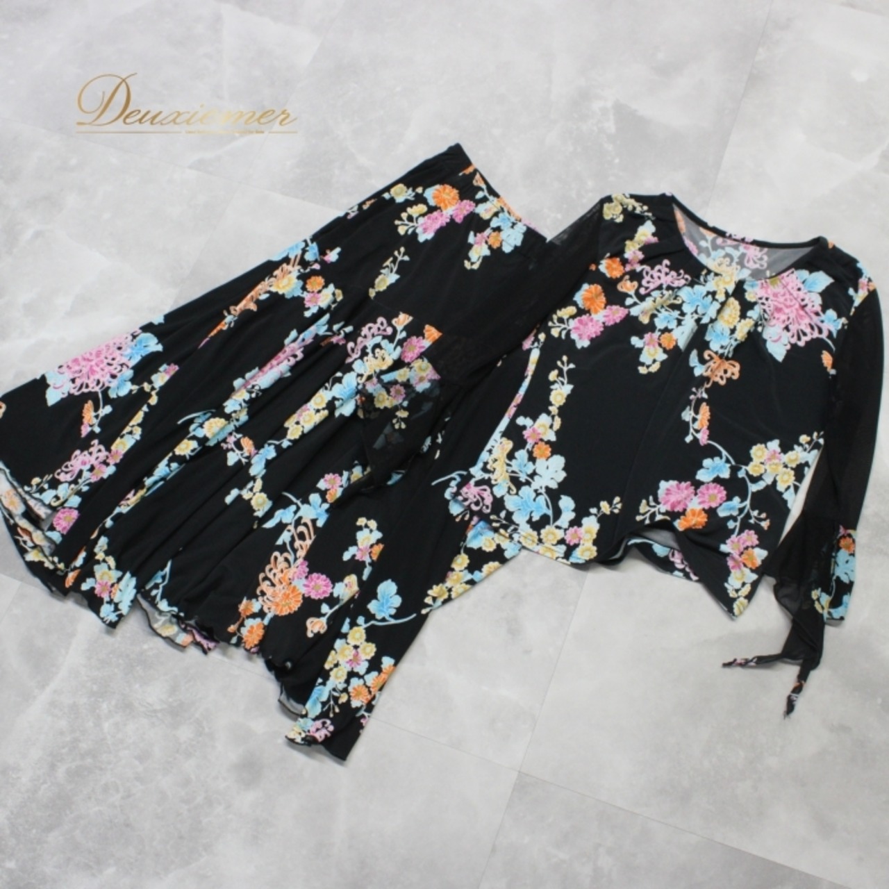 社交ダンス 衣装 スタンダード 上下セット ツーピース パーティ衣装 女性用 レディース オールシーズン 黒 水色 花柄 ブラック系 ピンク系 オレンジ系 ブルー系 大きめ 裾広がり 結婚式 2次会 フォーマル オフィシャル イベント 講習会 ステージ用