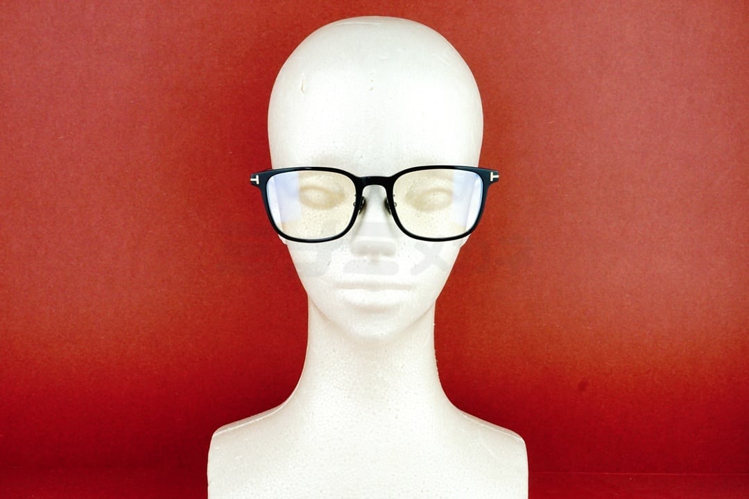 益若つばささん着用】TOM FORD ブルーライトカット TF5925-D-B ECO 001