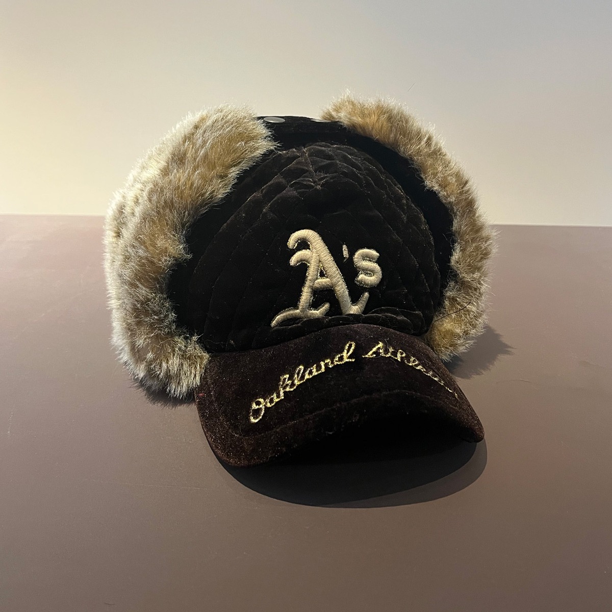 【MLB】Oakland A’s Velour & Faux Fur Trapper Hat 