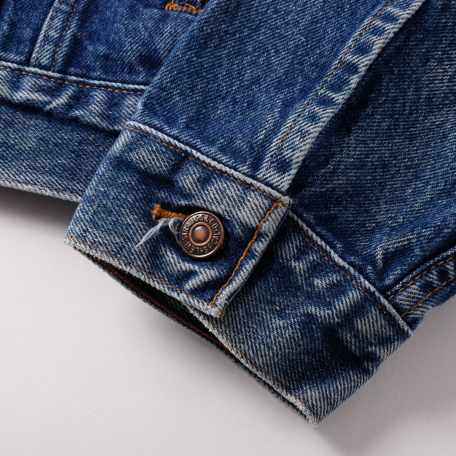 Levis デニムジャケット70506-0216 サイズ42 サイドポケット 濃紺】90s Levis 70506 0216 Denim jacket size42 about size L ／ 90