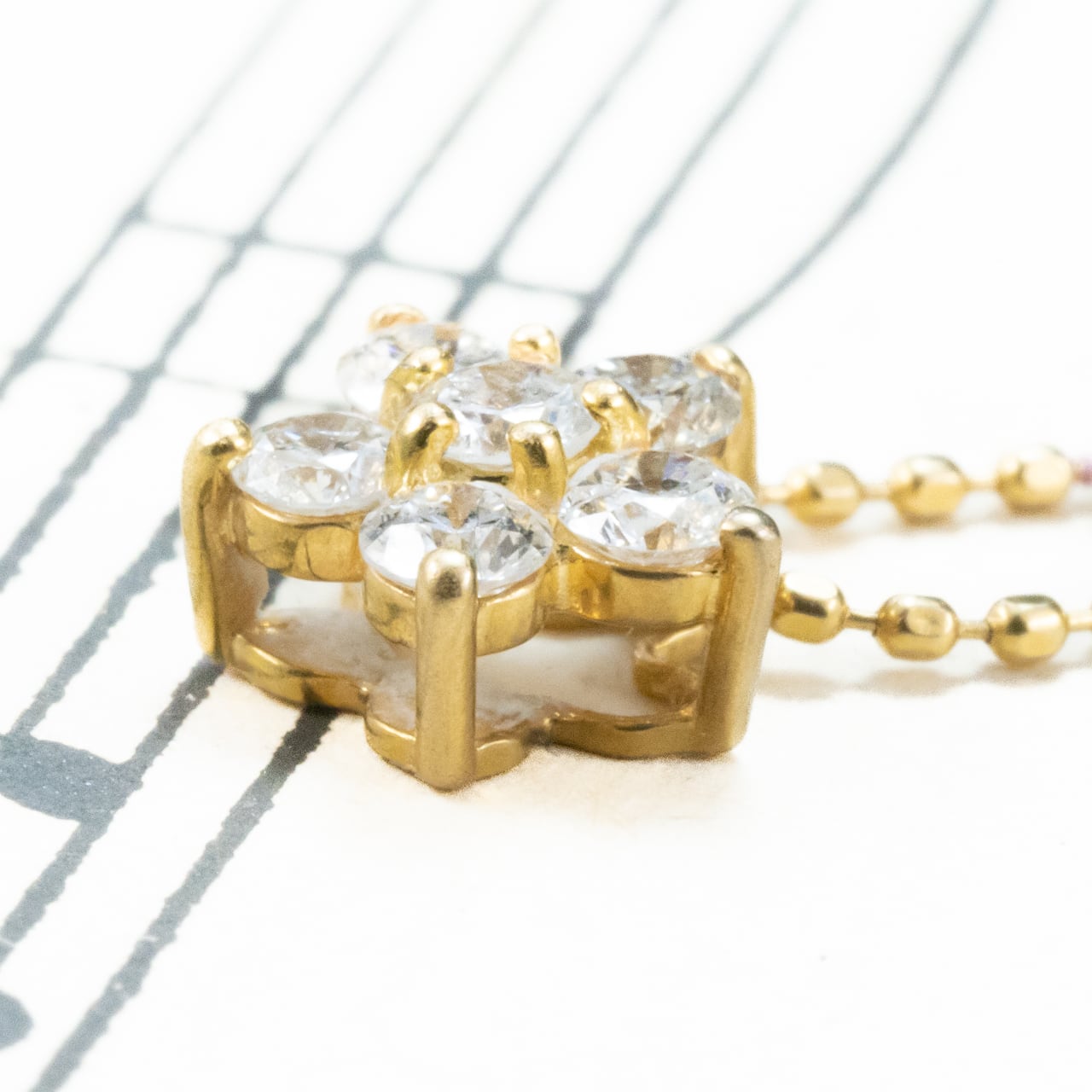 K18 ヴィンテージ ゴールド ジュエリー ダイヤモンド 0.26ct 花