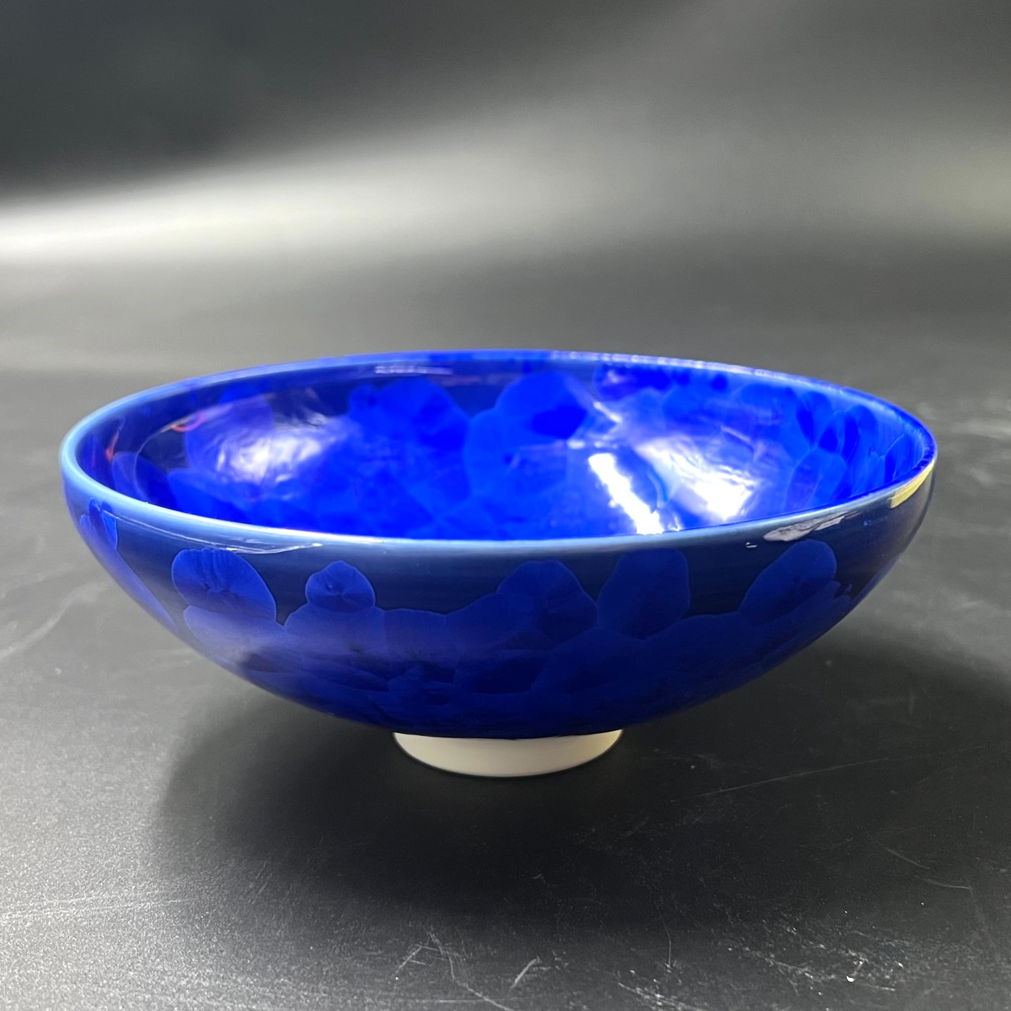 陶あん】outlet 京焼 清水焼 花結晶 平抹茶茶碗 瑠璃 | 京焼 陶あん 