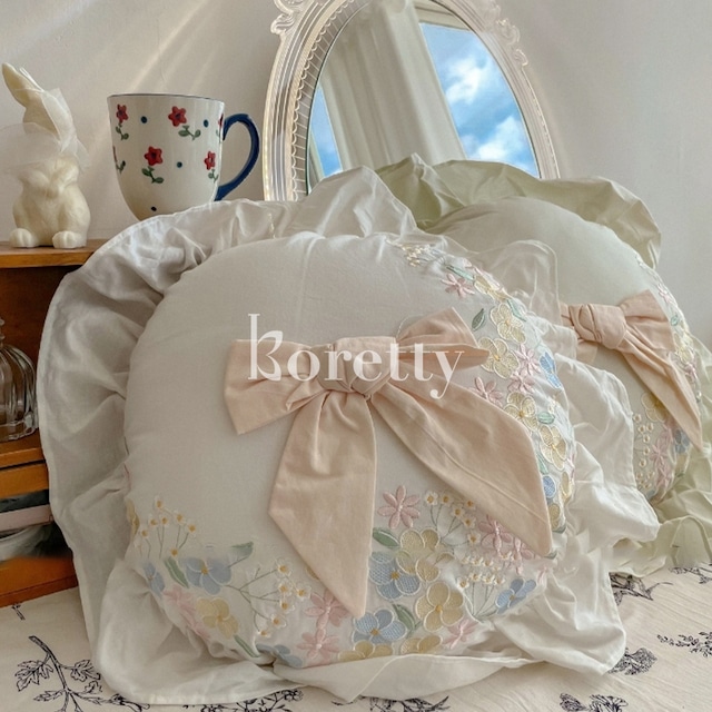 【CUSHION】リボン付き刺?花柄フリルクッション