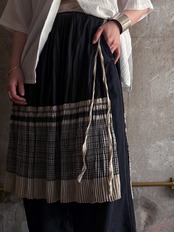 Miao tribe／Vintage pleated skirts