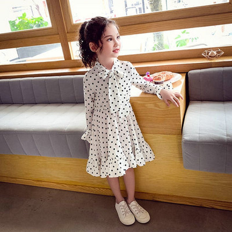 ハンドメイド☆ リボンt 110 トップス 子供服(110-140cm】肩 ハンドメイド☆ リボンt 110 トップス 子供服(110-140cm】肩