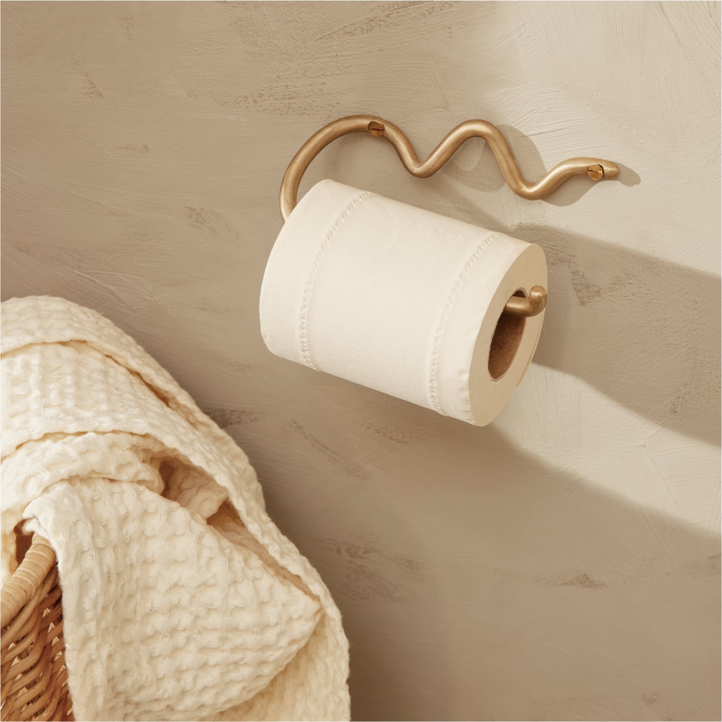 ferm LIVING - Curvature Toilet Paper Holder