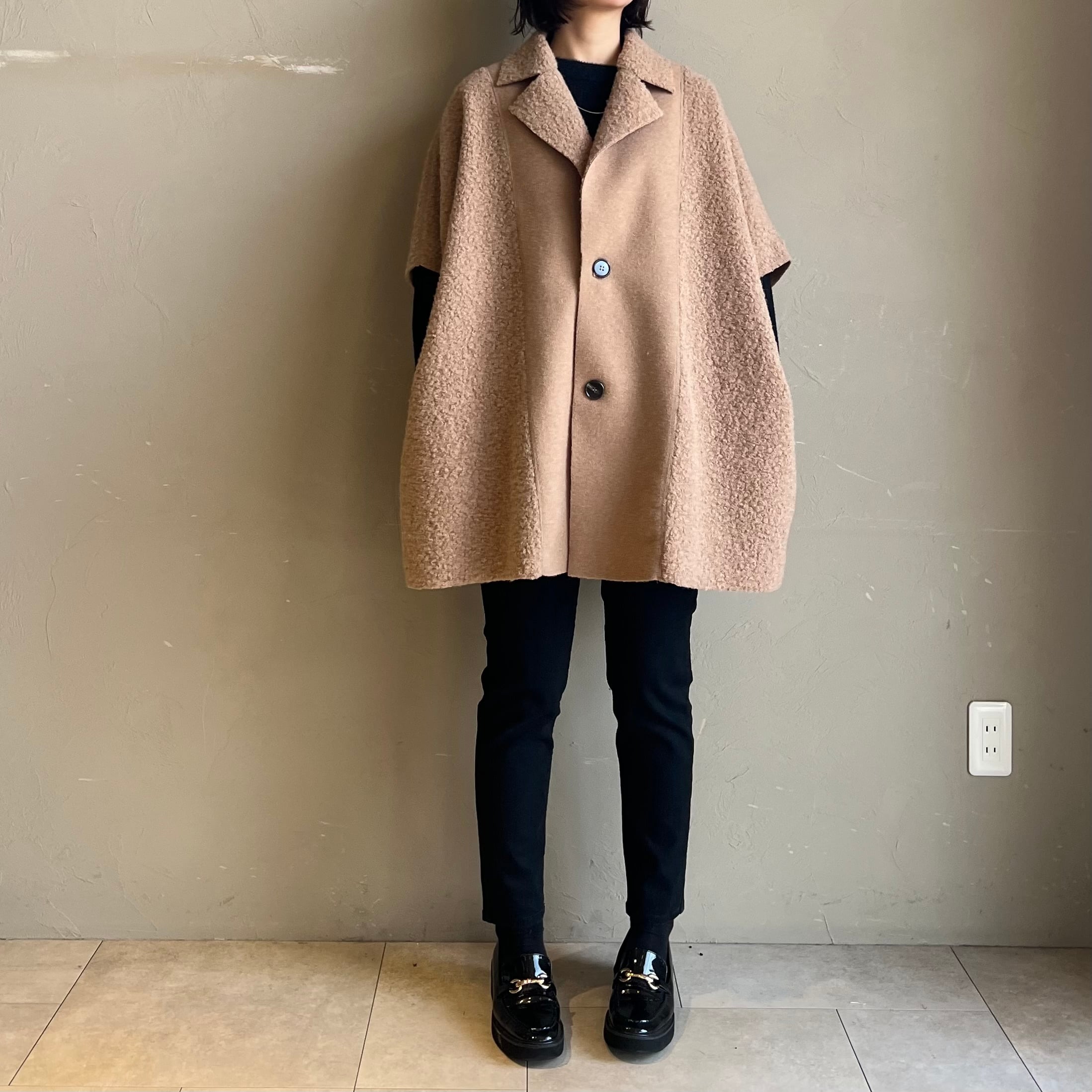 バ−バリ−ポンチョ CYNICAL 】ボアスライバーリバーシブルポンチョ | valance 福井