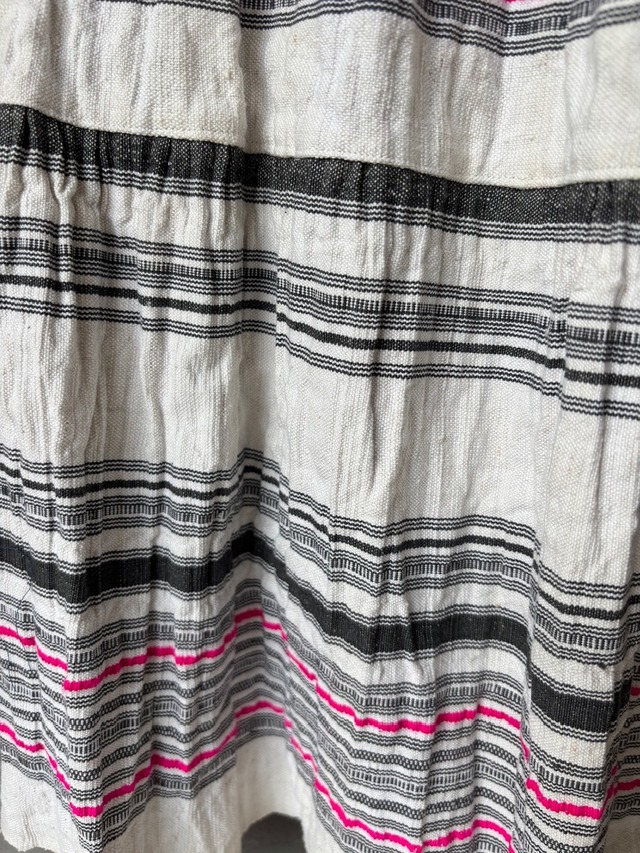 モン族スカート 063 ロング モンチン 白黒生地ピンクライン bamiオリジナルパターン
