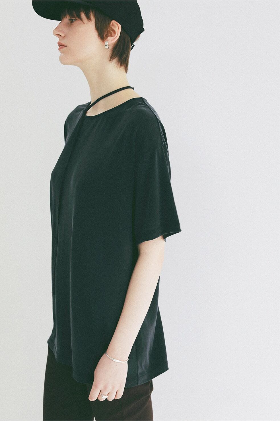 CLANE DROOP THIN CODE SOFT TOPS | FLICKA ASHIYA