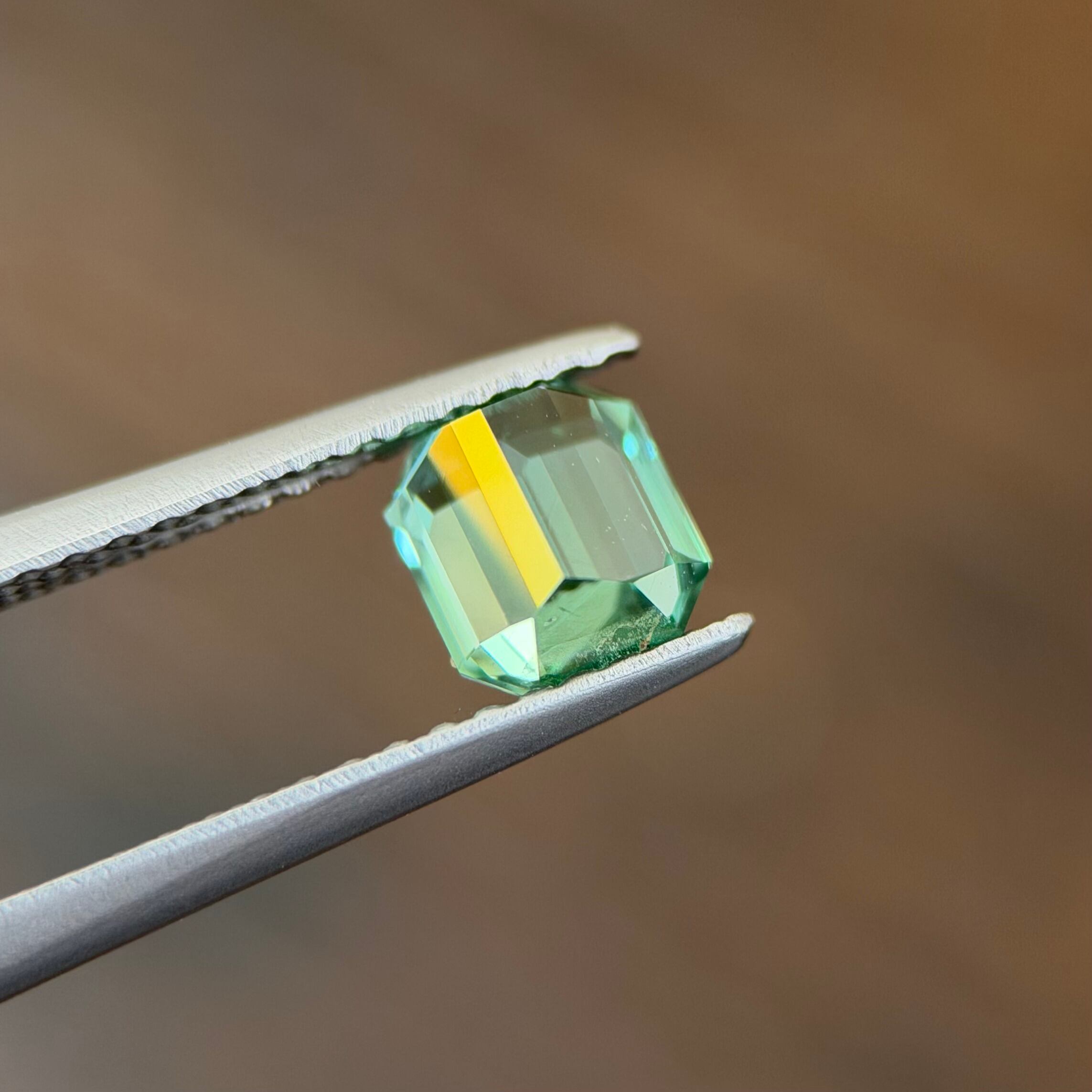 新春企画 [3] トルマリン 5.2x4.9mm, 0.79ct, アフガニスタン産