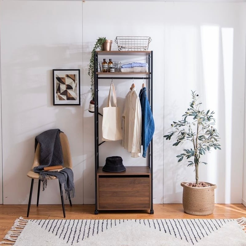 北海道2本ハンガーラック 突っ張り 4段 伸縮 収納 黒 新生活 1833