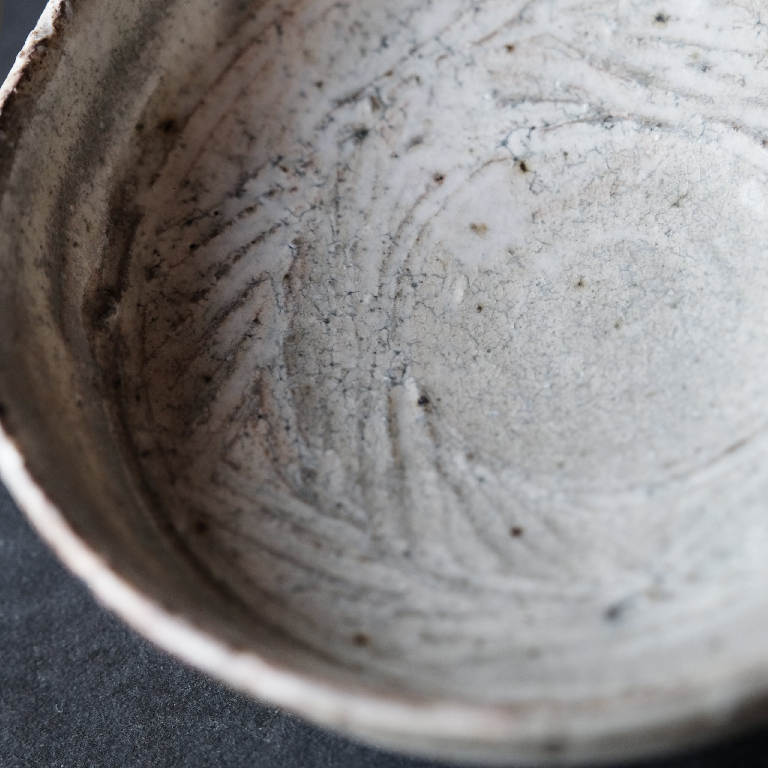 井上茂 SHIGEU INOUE 彫り三島 小鉢 no.22 | les trois entrepôts / レ