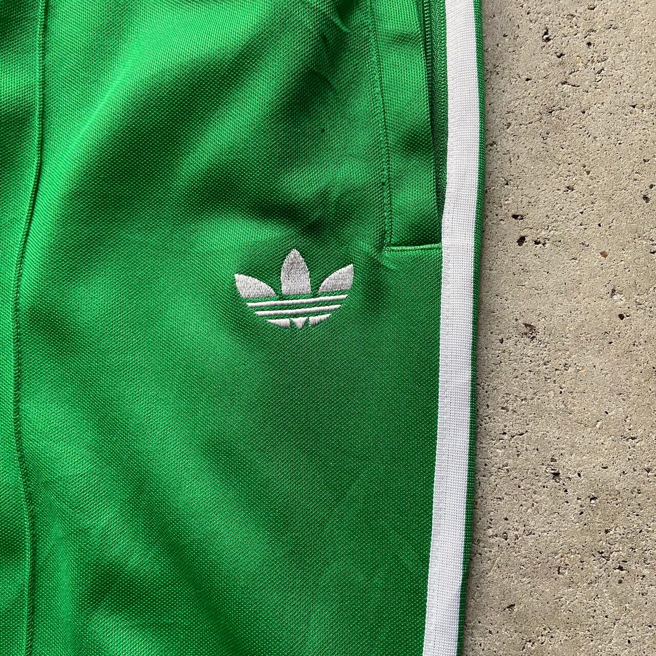 adidas アディダス サイドライン トラックパンツ ワンポイントロゴ